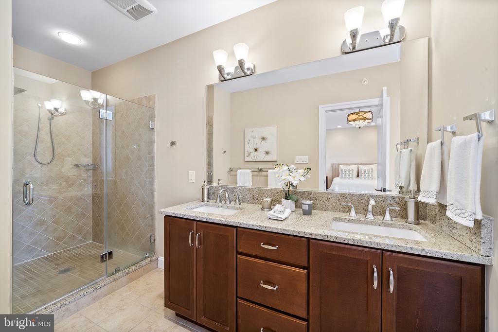 101 WOODSIDE ROAD Unit: C