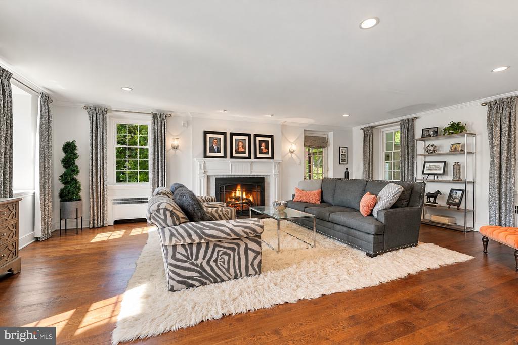 735 RIGHTERS MILL ROAD Unit:           