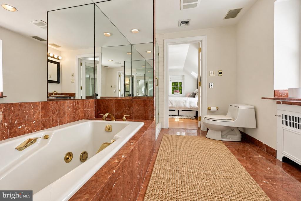 735 RIGHTERS MILL ROAD Unit:           