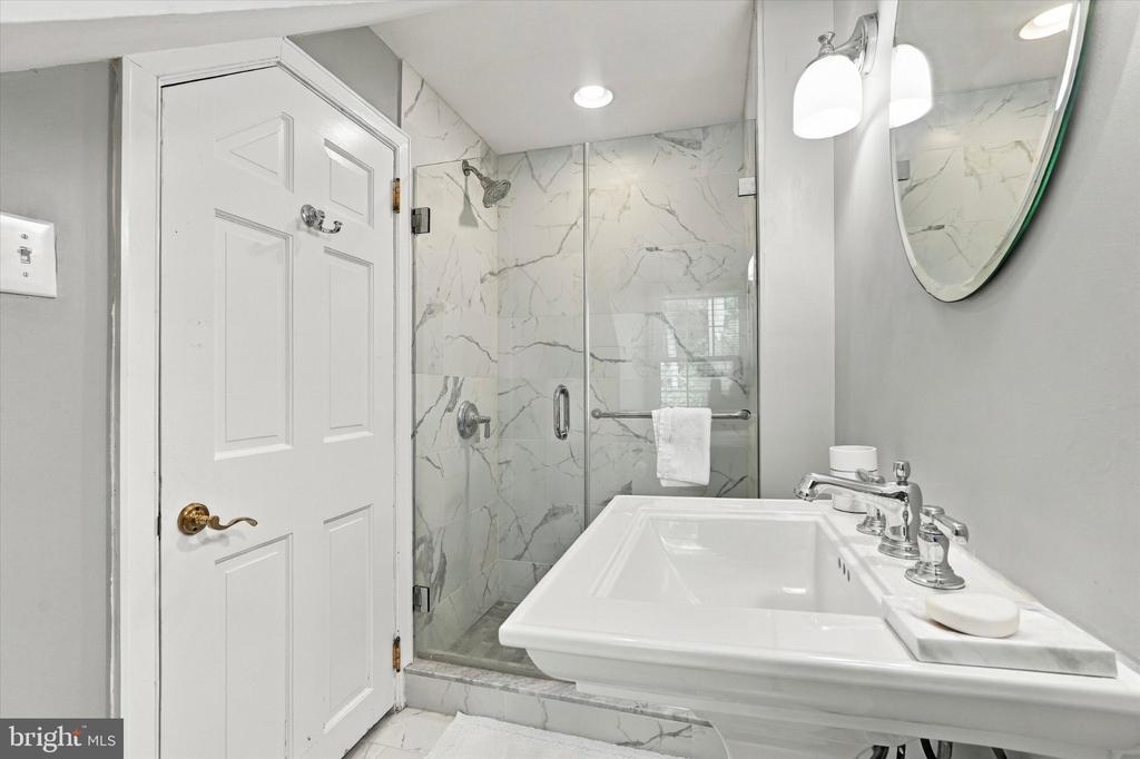 735 RIGHTERS MILL ROAD Unit:           