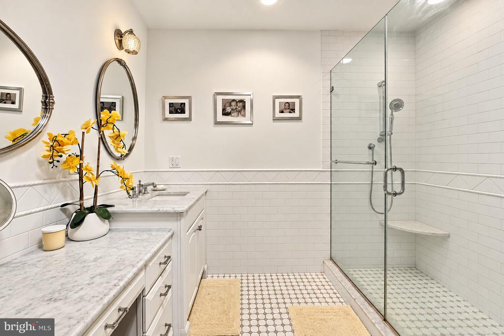 735 RIGHTERS MILL ROAD Unit:           