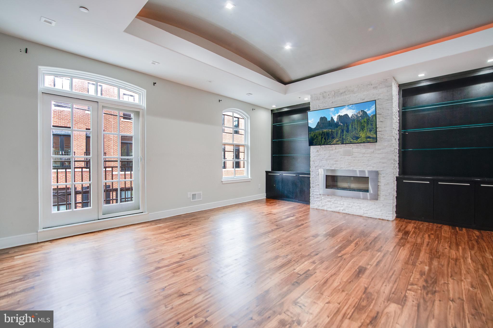 1718 North STREET Unit: 2