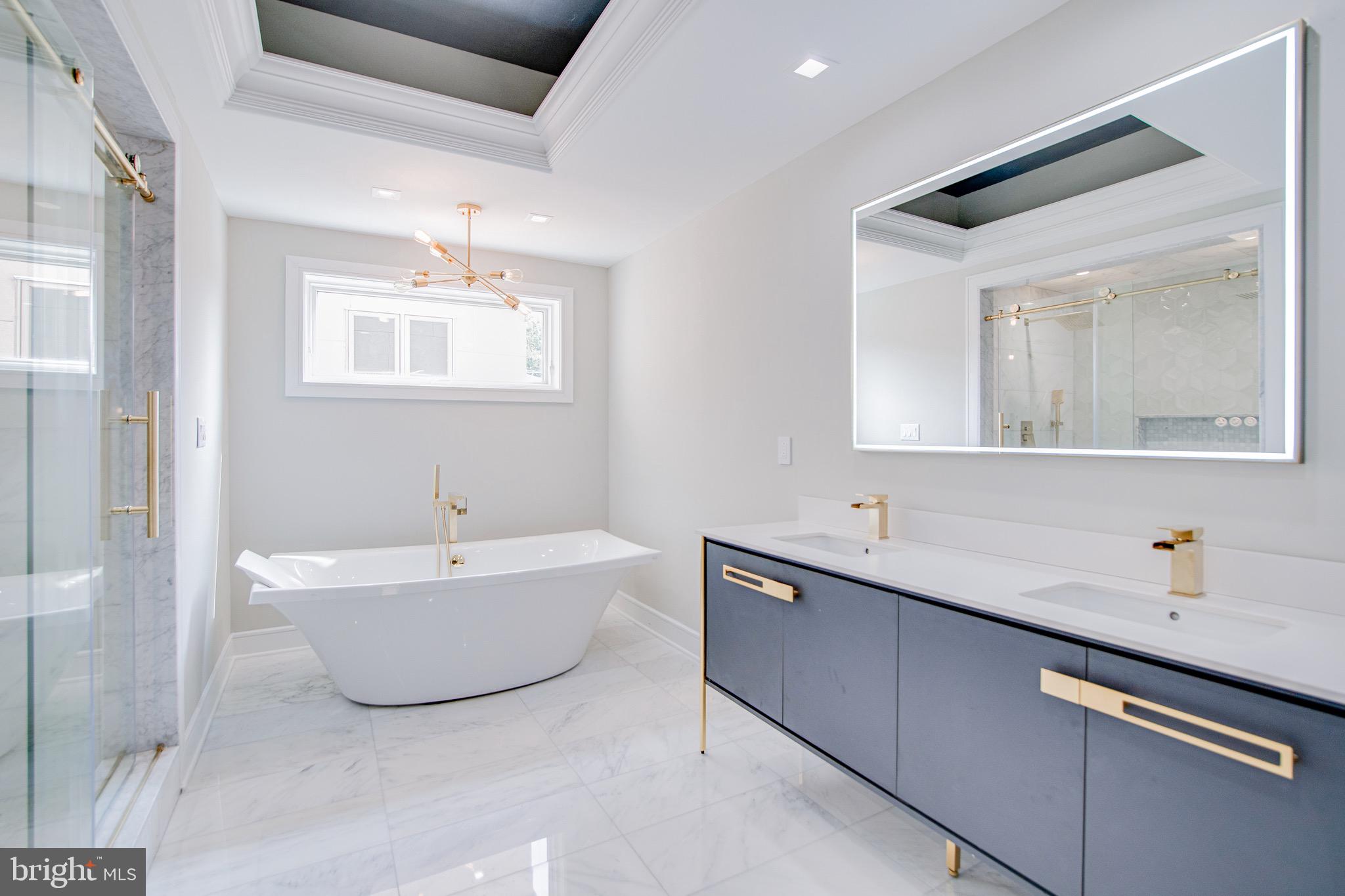 1718 North STREET Unit: 2