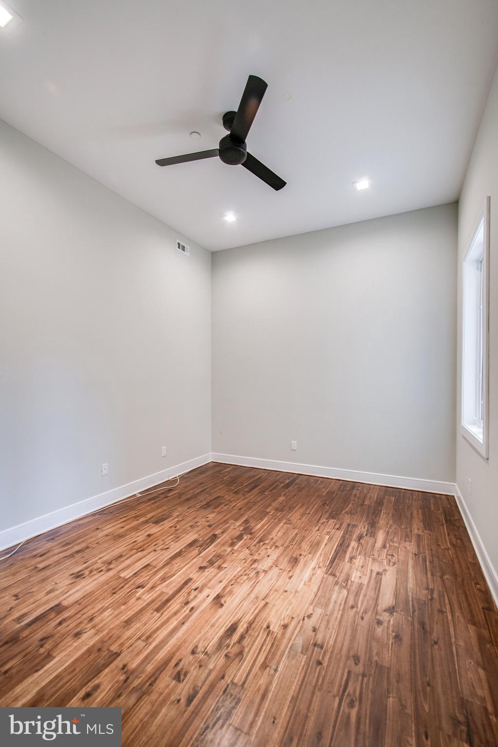 1718 North STREET Unit: 2