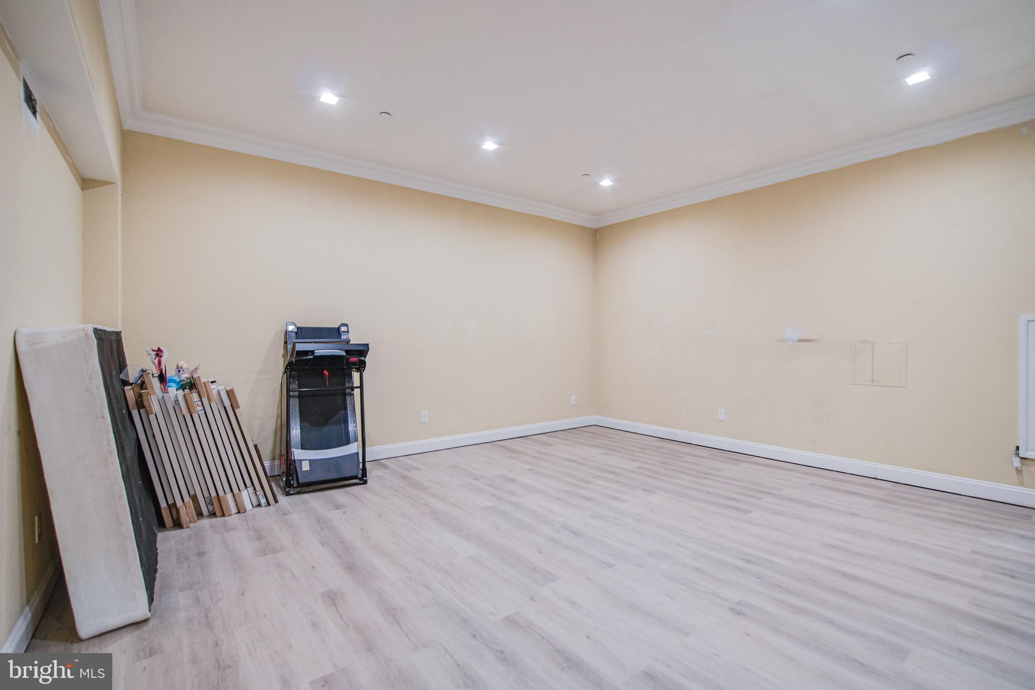 1718 North STREET Unit: 2