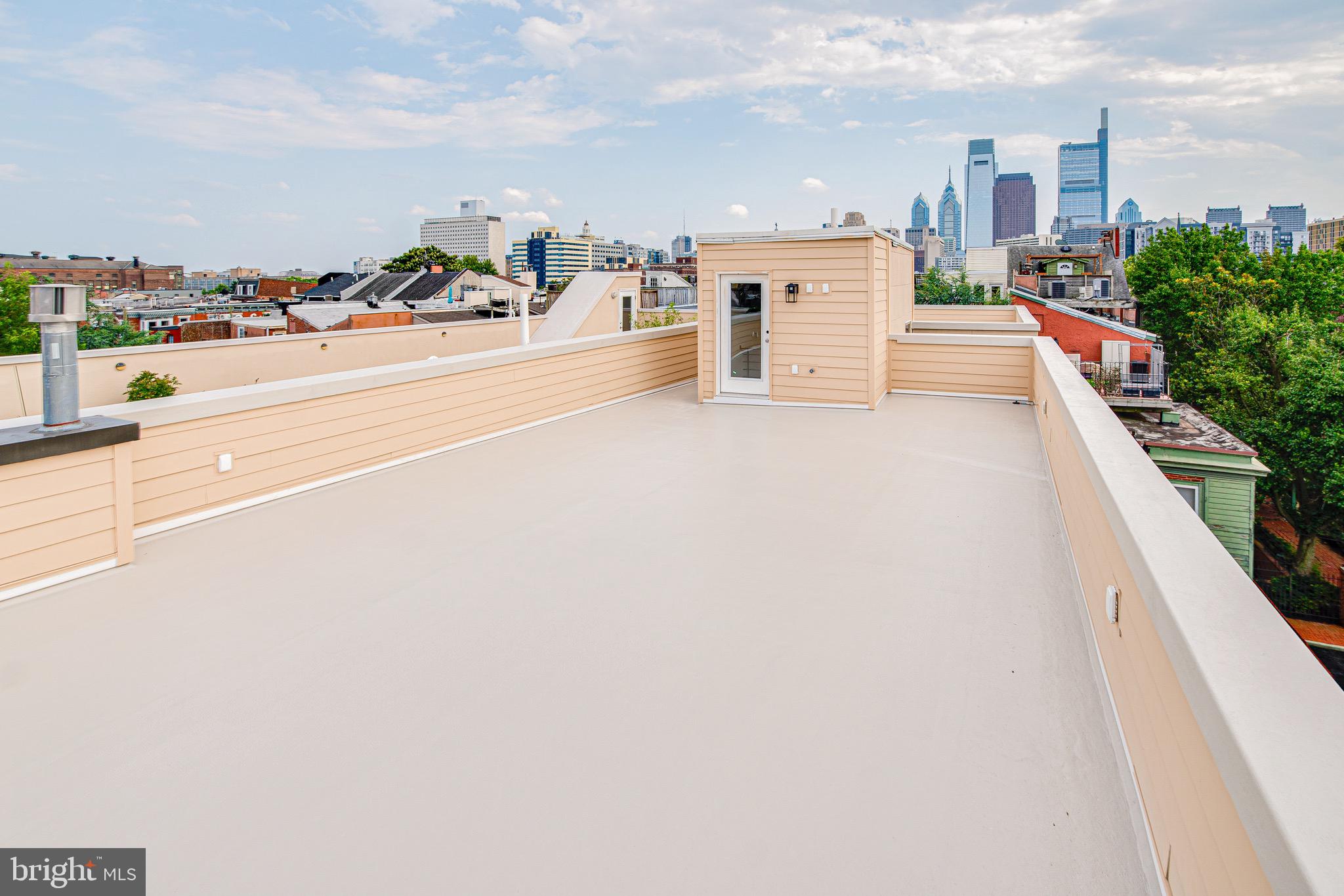 1718 North STREET Unit: 2