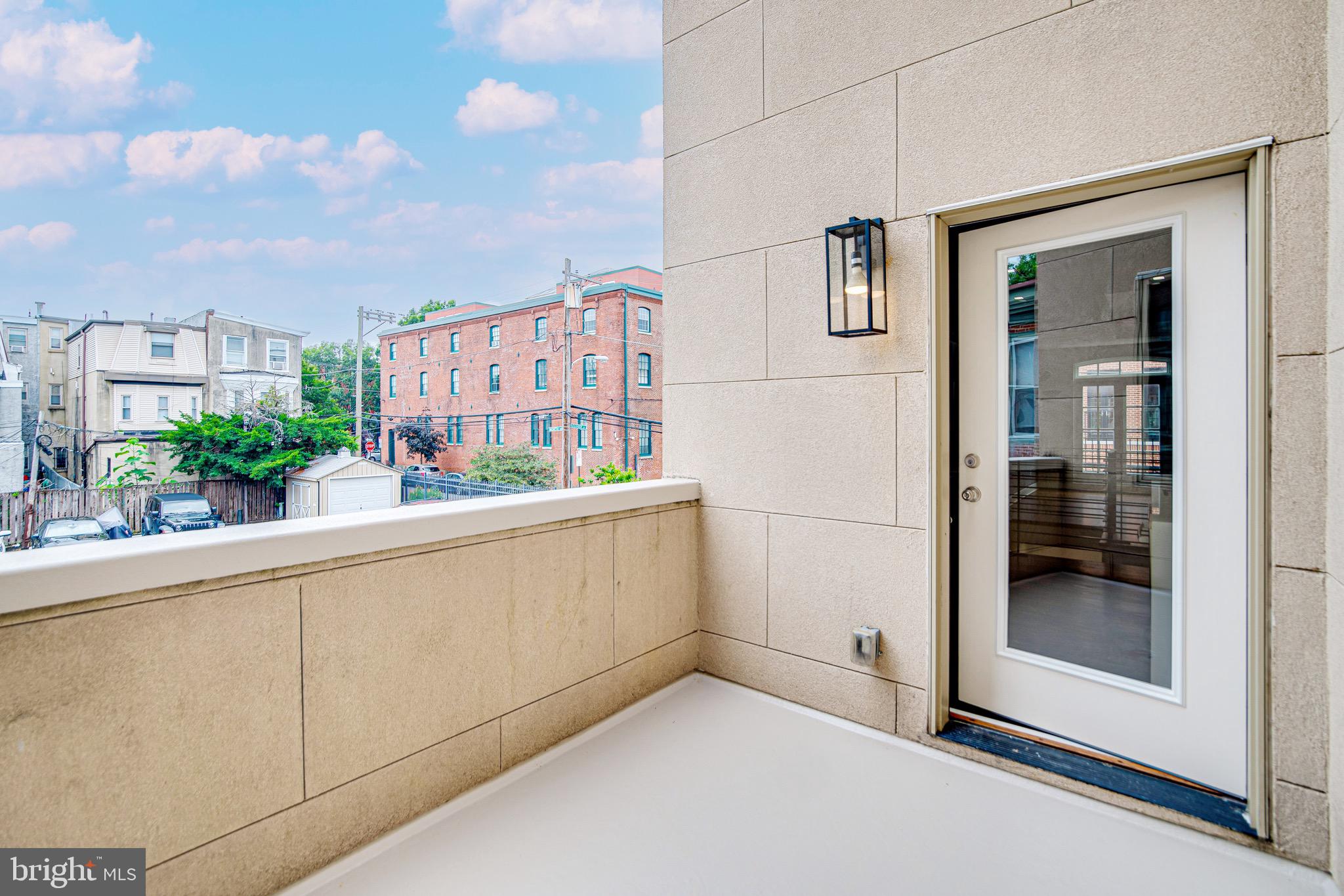 1718 North STREET Unit: 2
