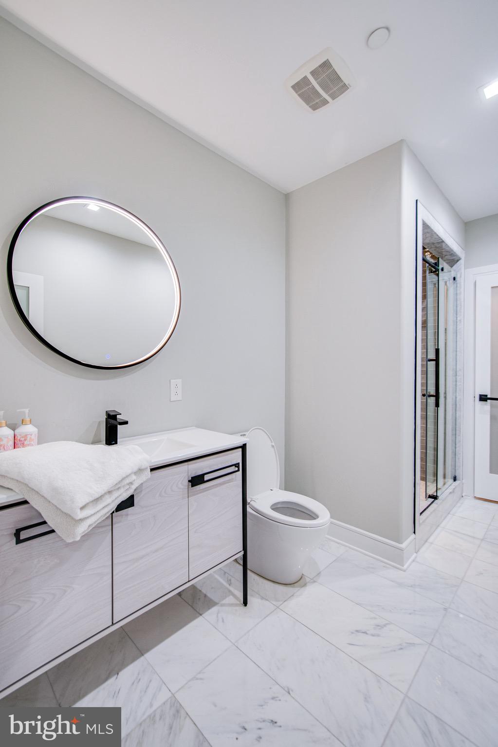 1718 North STREET Unit: 2