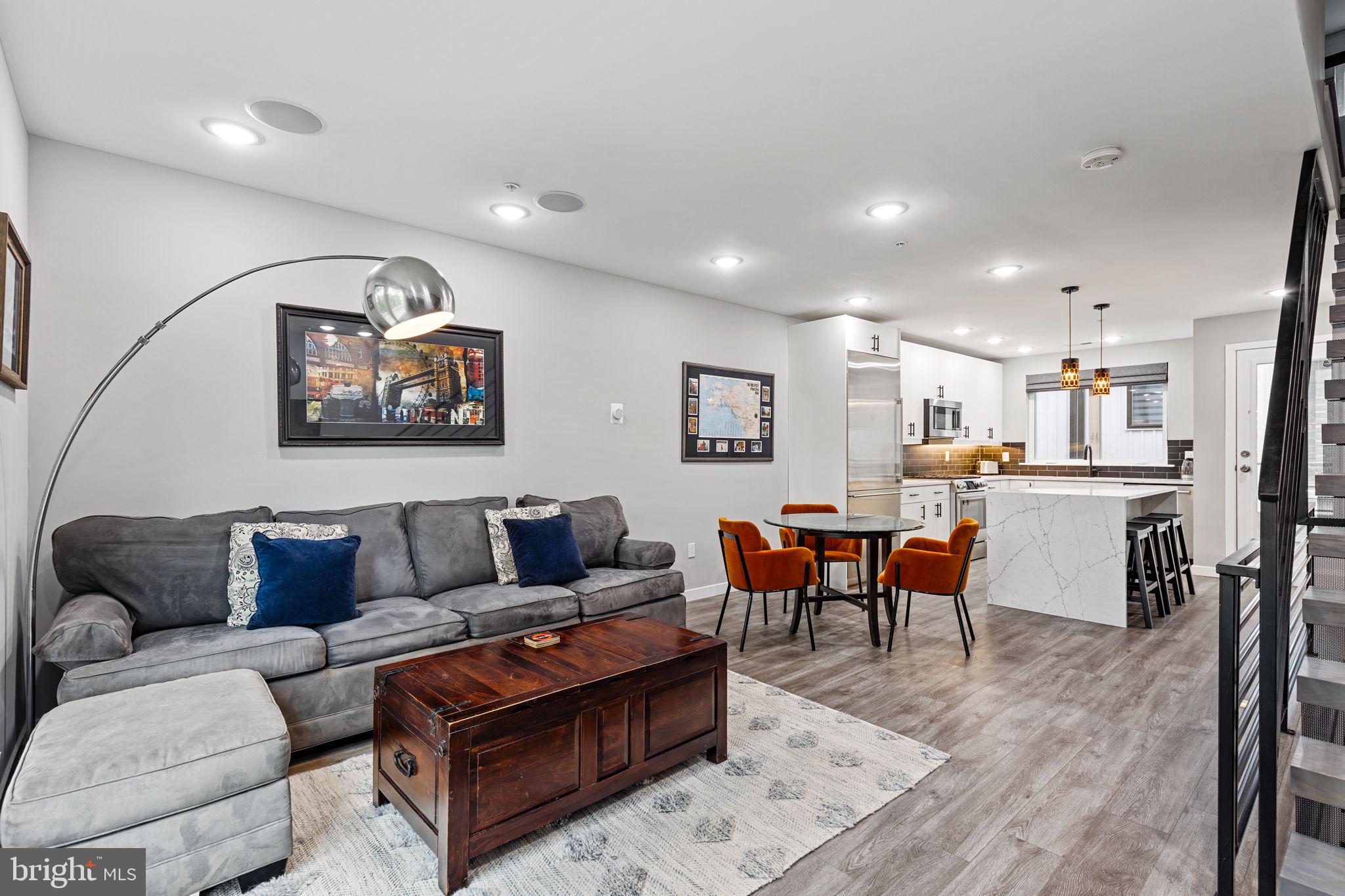 815 Perkiomen St #8