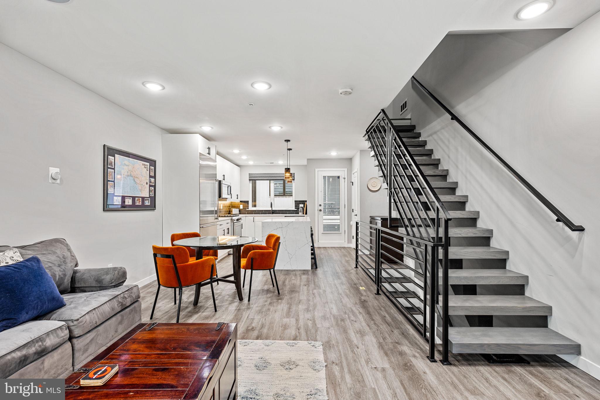 815 Perkiomen St #8
