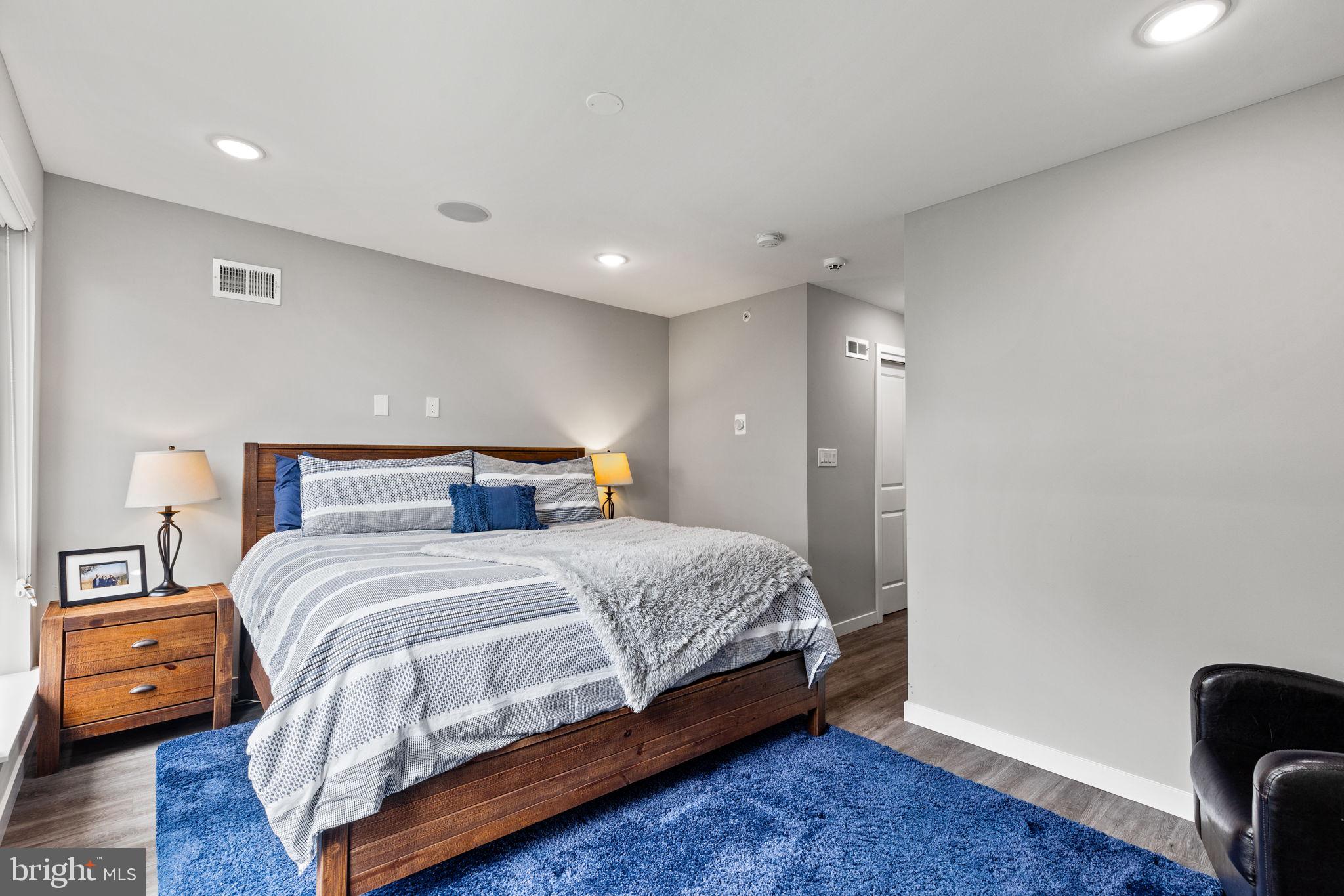 815 Perkiomen St #8