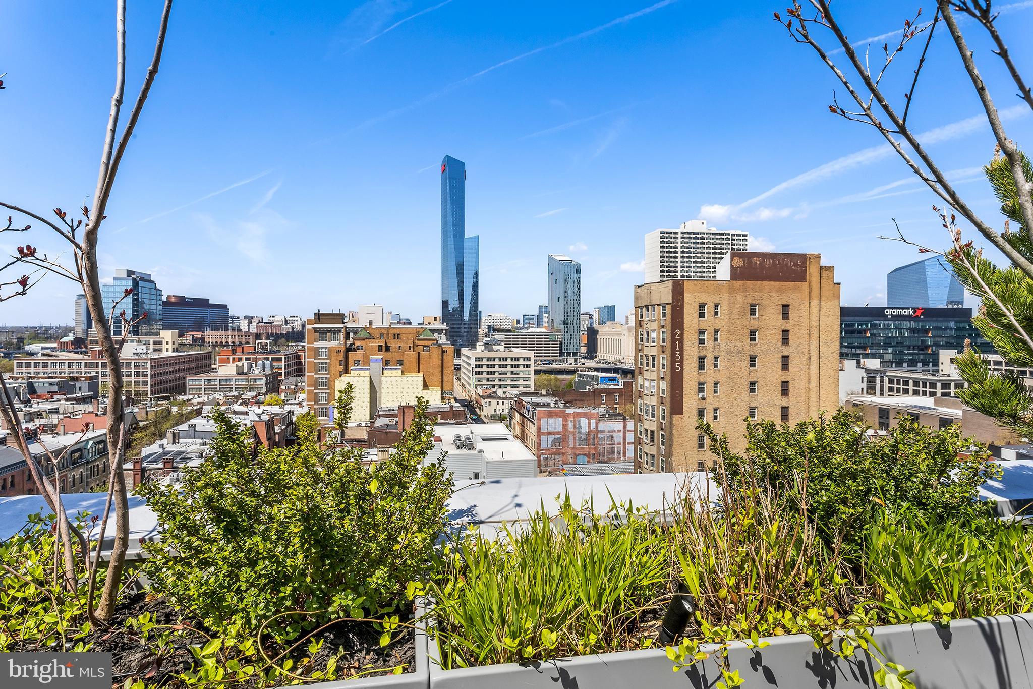 2108-10 Walnut St #Ph