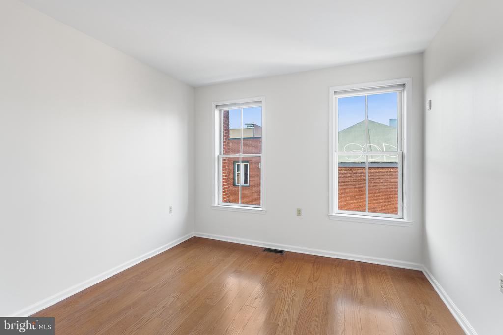 133 N Bread St #E3