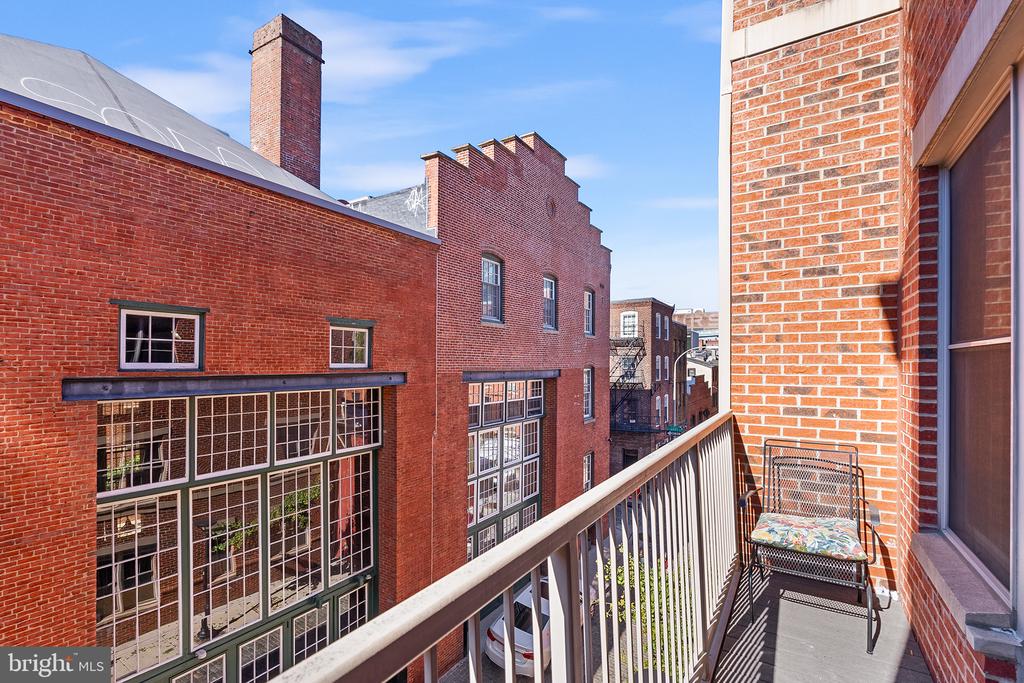 133 N Bread St #E3
