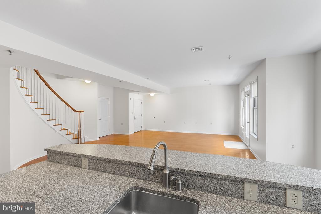 133 N Bread St #E3
