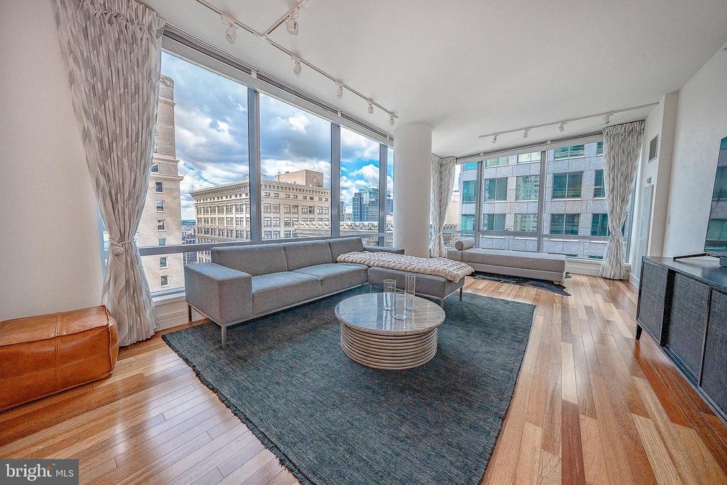 1414 S Penn Sq #23h