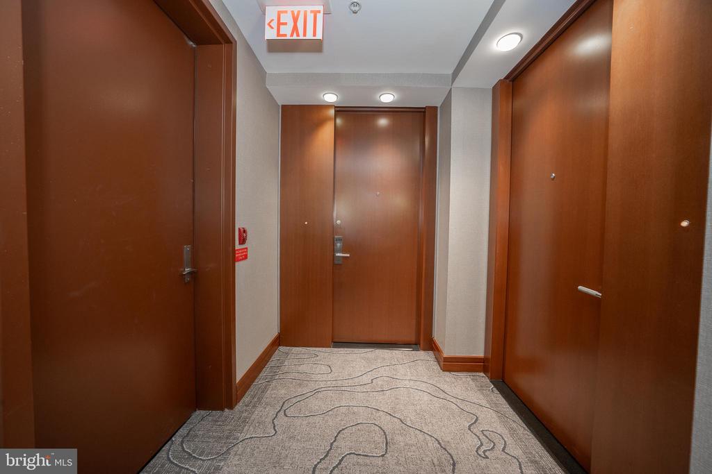 1414 S Penn Sq #23h
