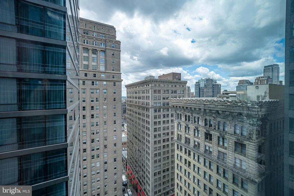 1414 S Penn Sq #23h