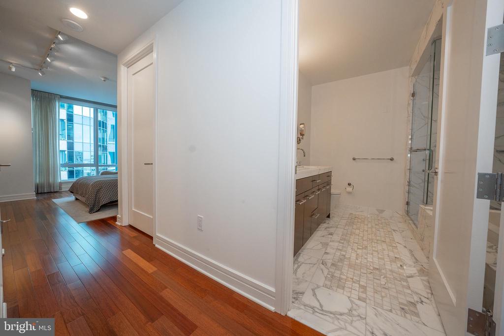1414 S Penn Sq #23h