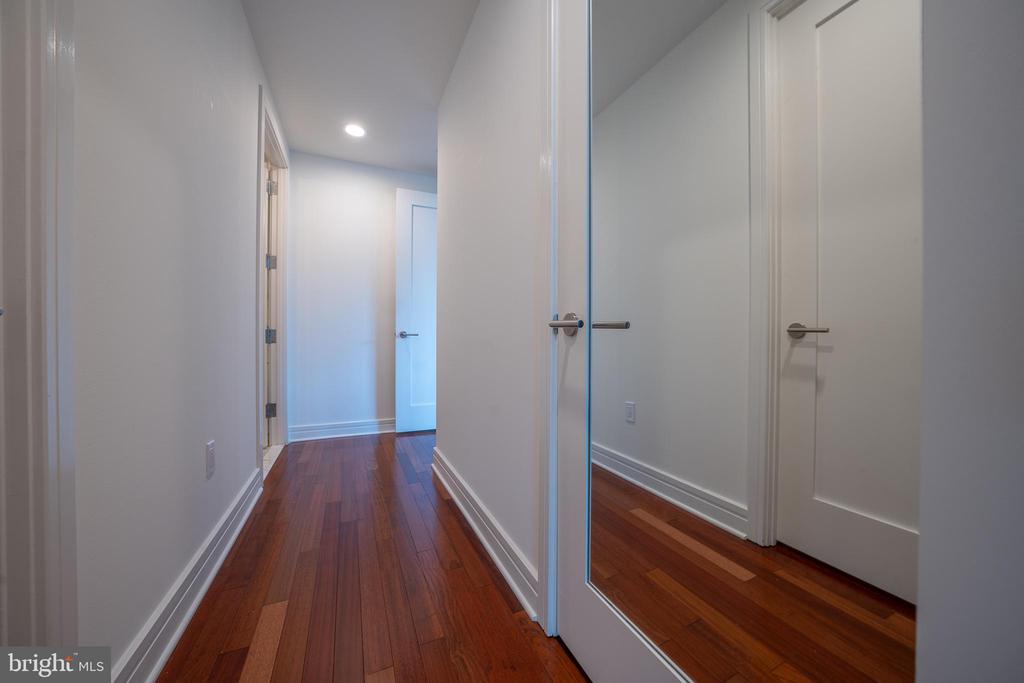 1414 S Penn Sq #23h