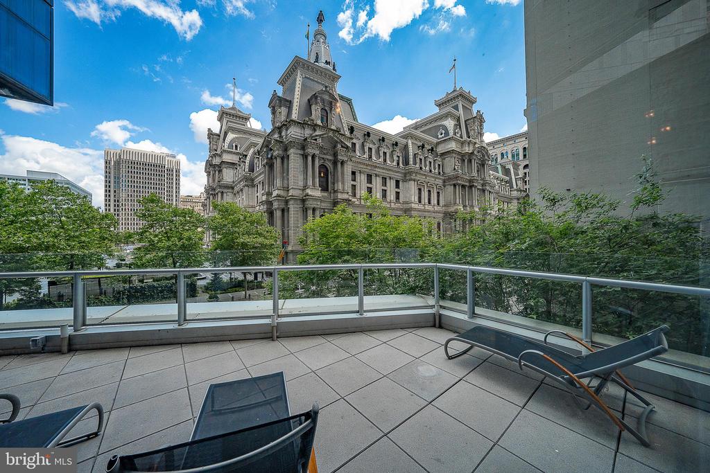 1414 S Penn Sq #23h