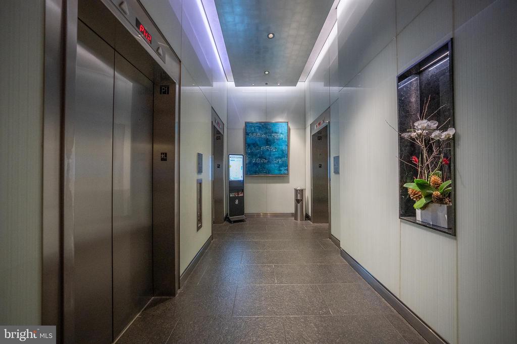 1414 S Penn Sq #23h