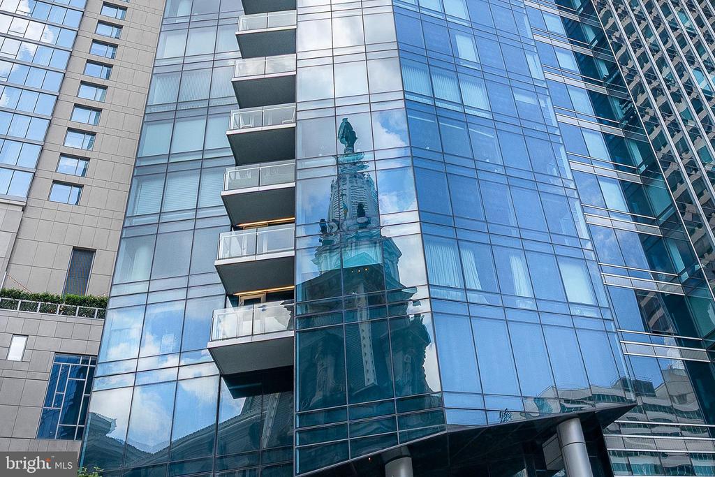 1414 S Penn Sq #23h