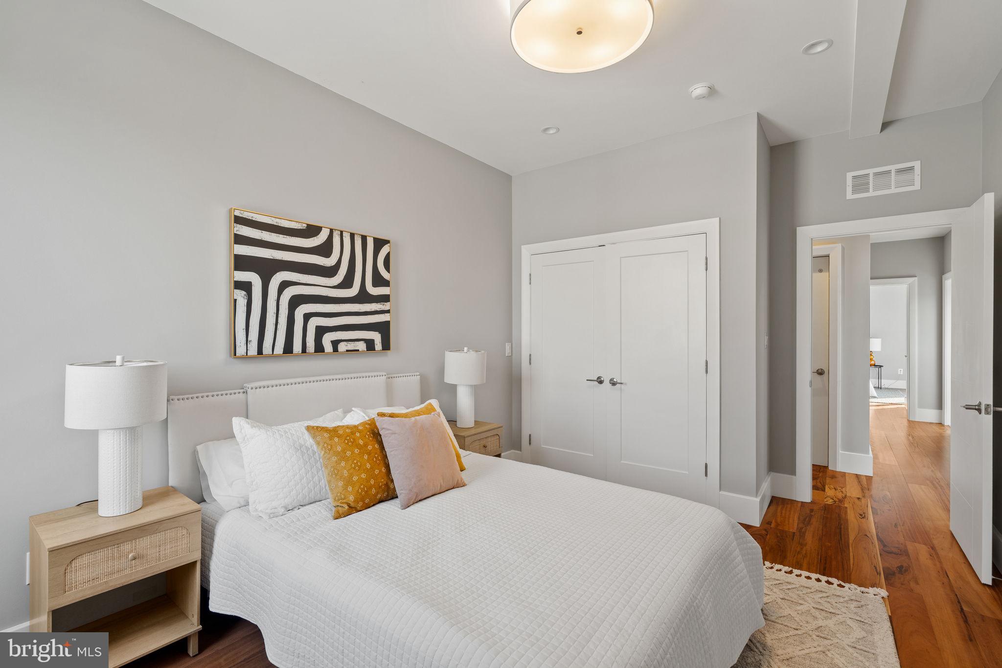 519 BAINBRIDGE STREET A