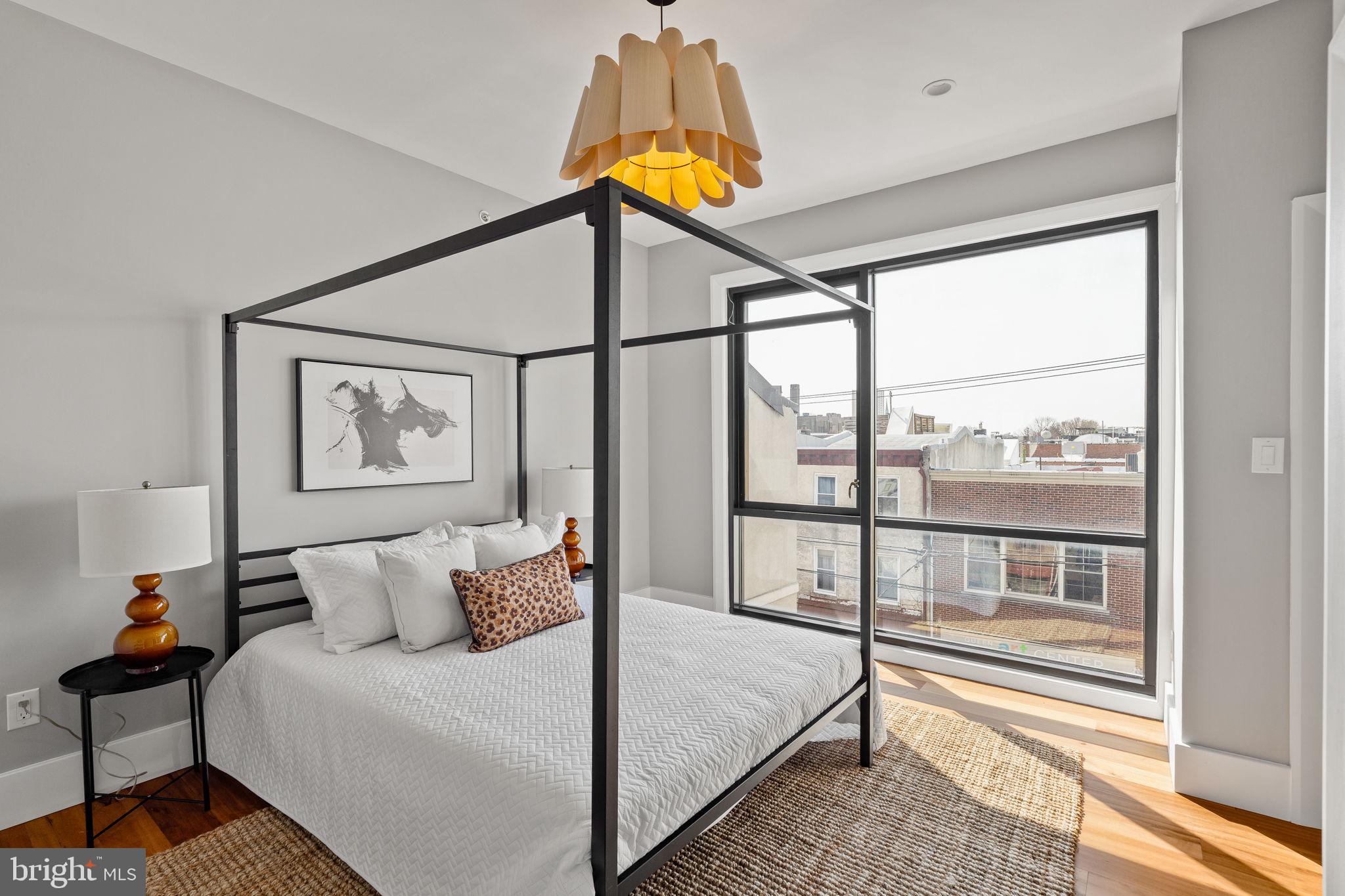 519 BAINBRIDGE STREET A