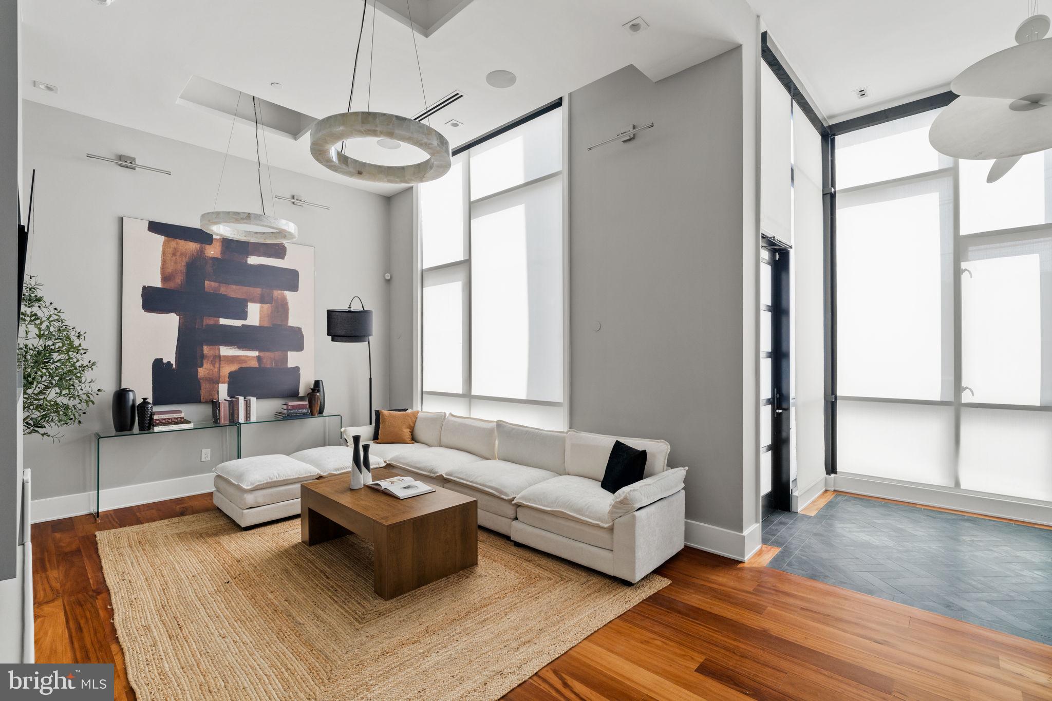 519 BAINBRIDGE STREET A