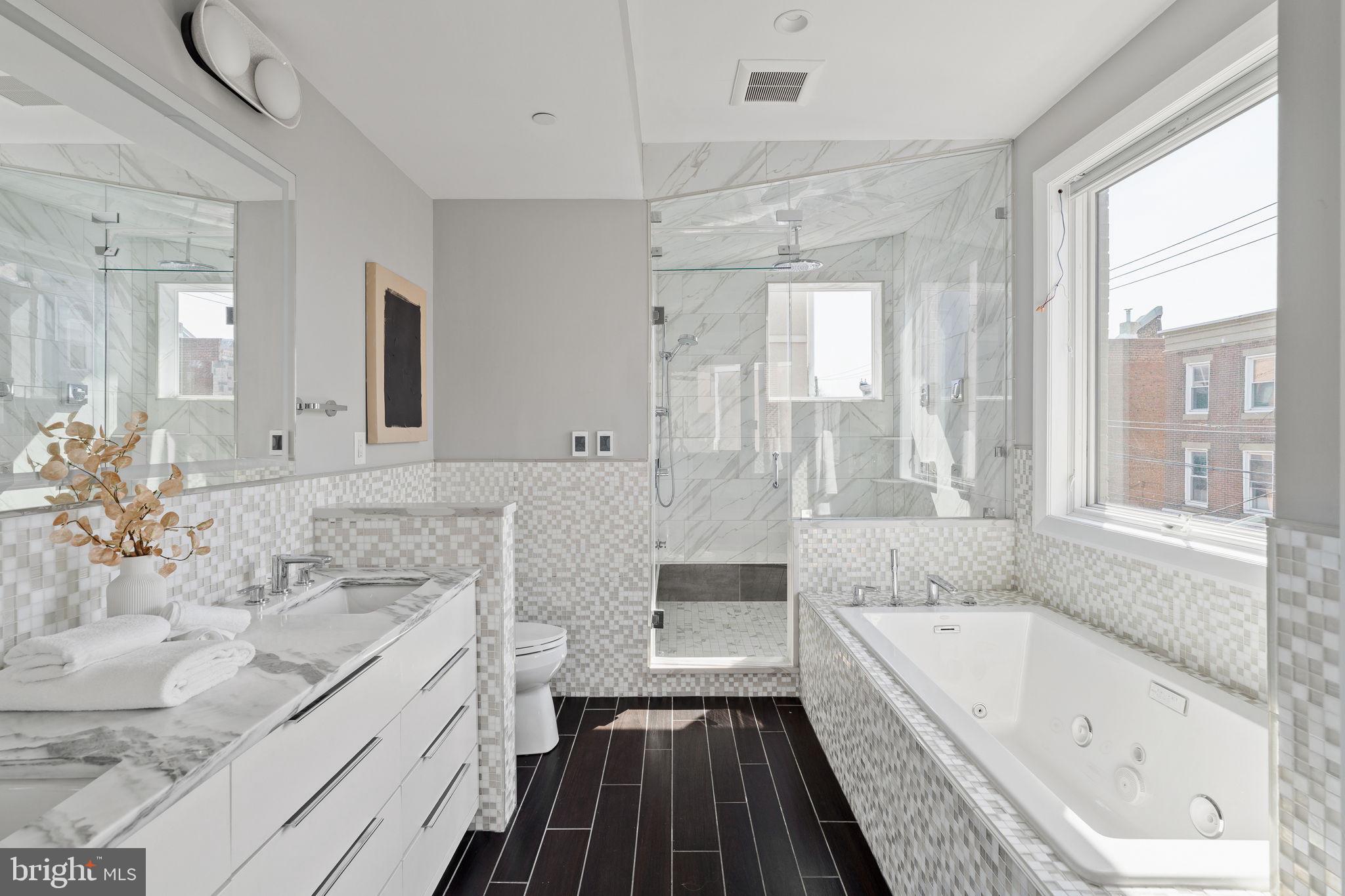 519 BAINBRIDGE STREET A