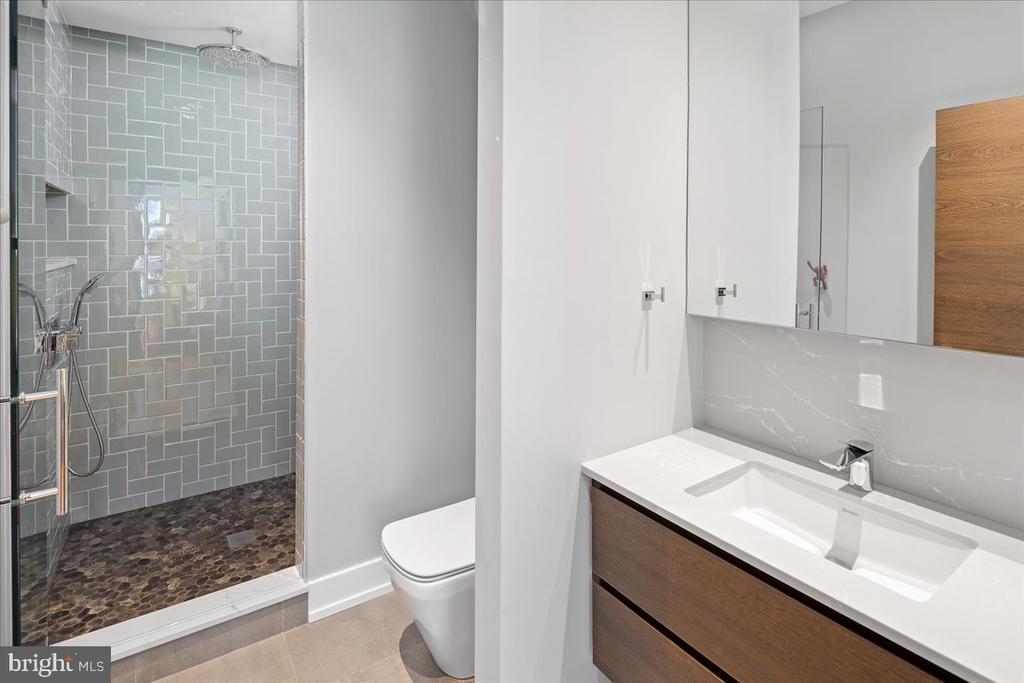 2108 WALNUT STREET Unit: PH