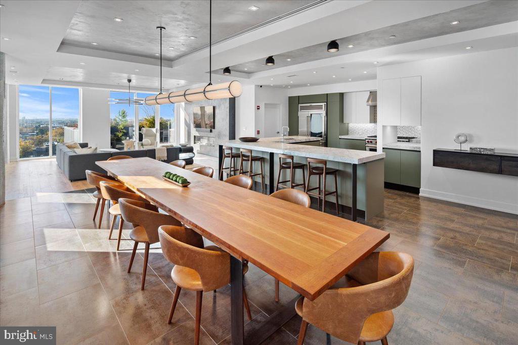2108 WALNUT STREET Unit: PH