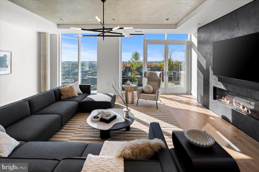 2108 WALNUT STREET Unit: PH