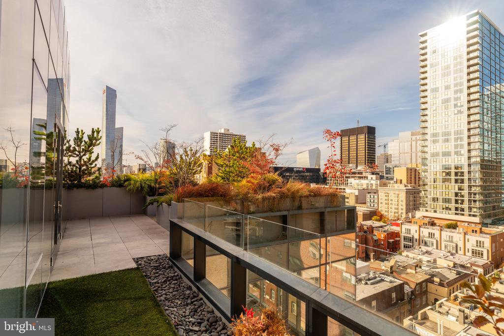2108 WALNUT STREET Unit: PH