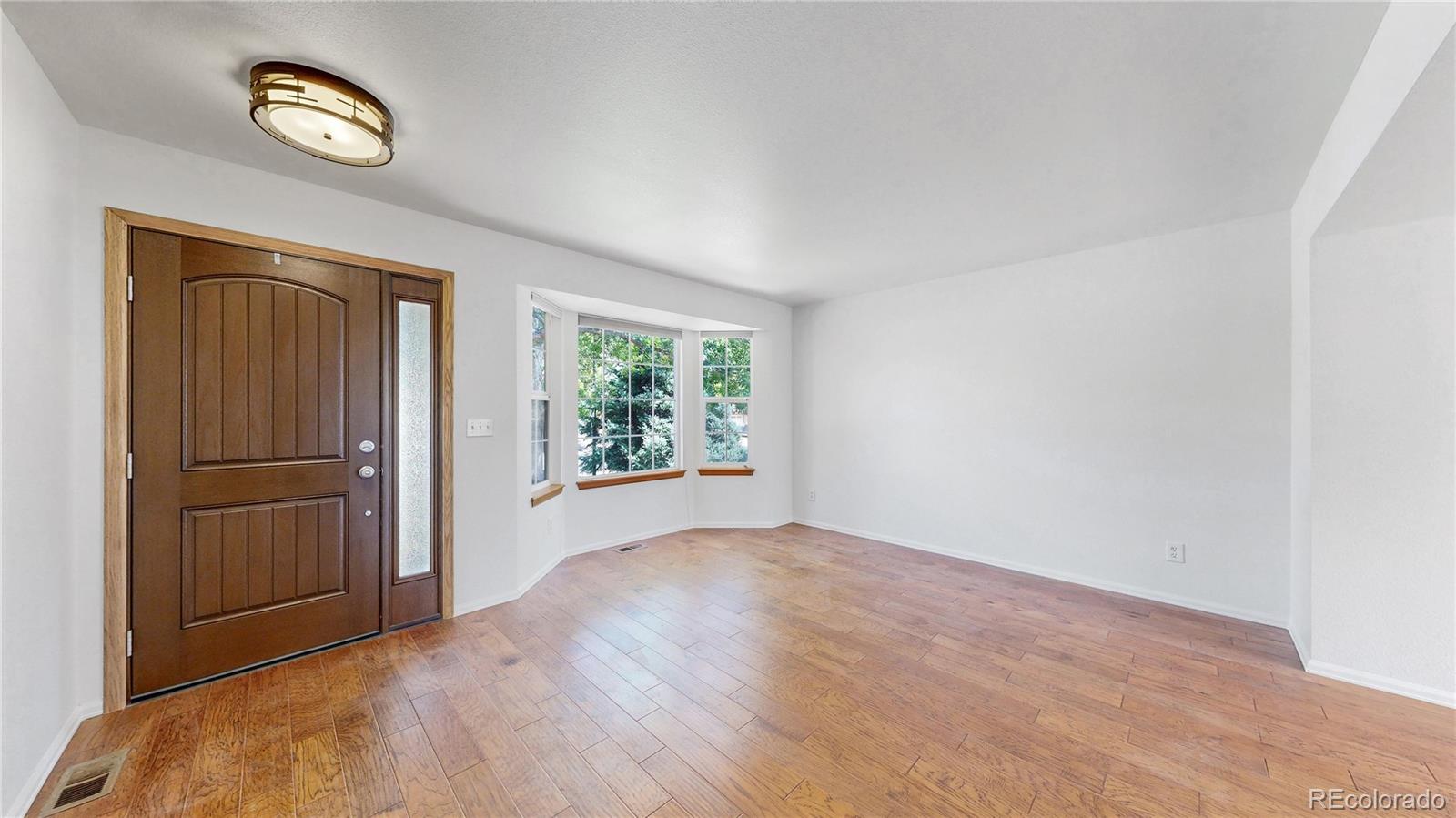 1619 Hemlock Way