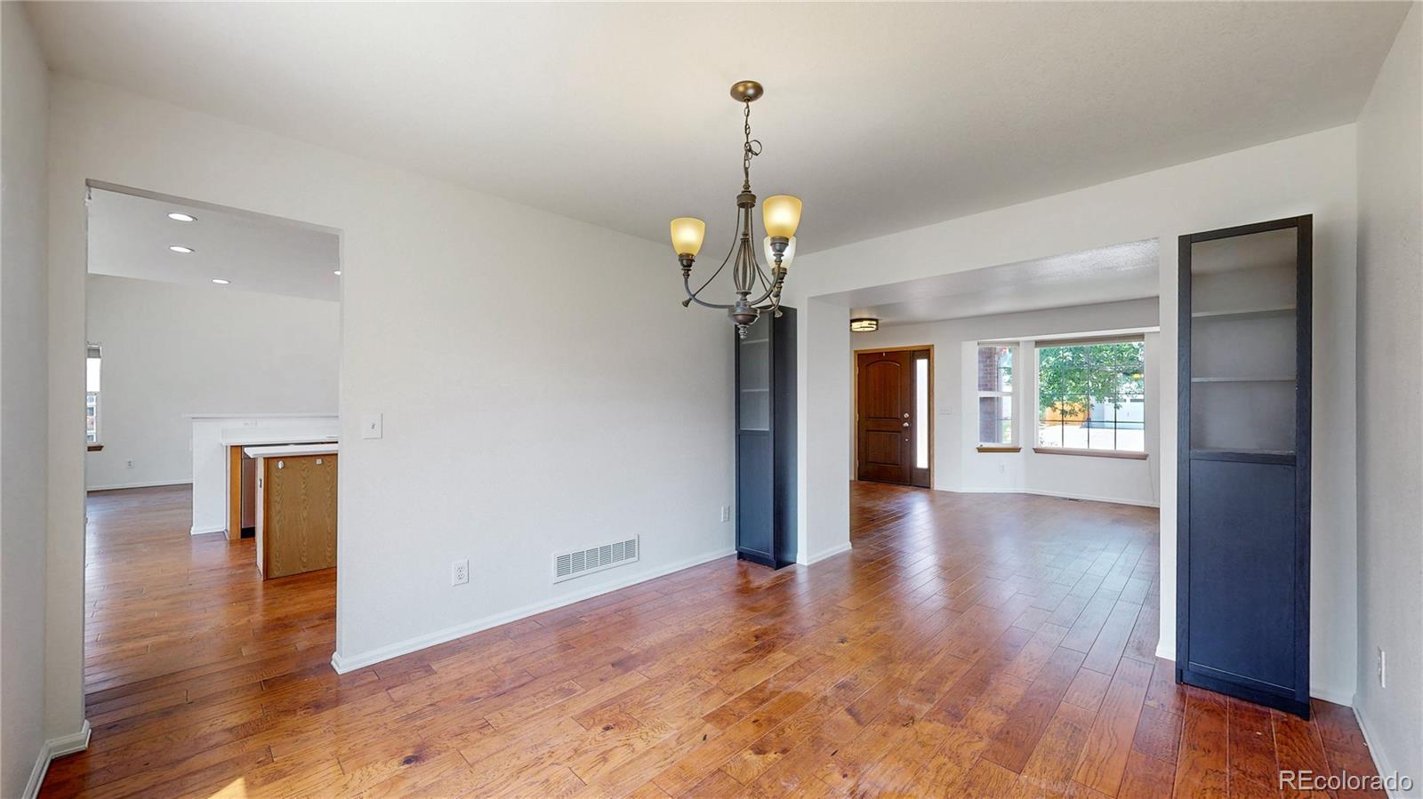 1619 Hemlock Way