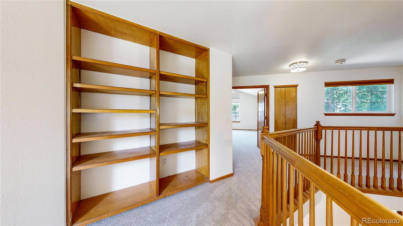 1619 Hemlock Way