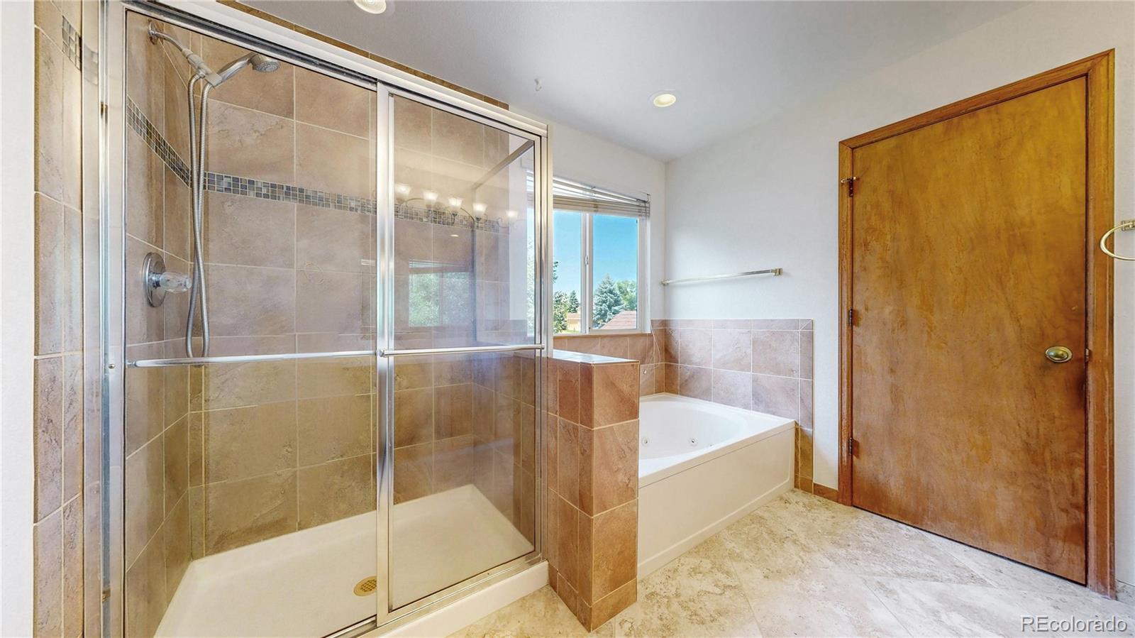 1619 Hemlock Way