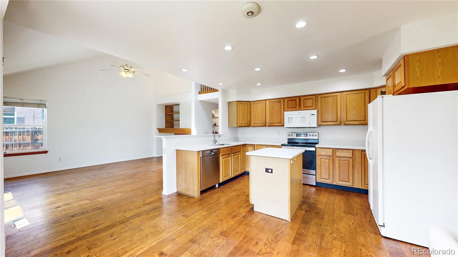 1619 Hemlock Way