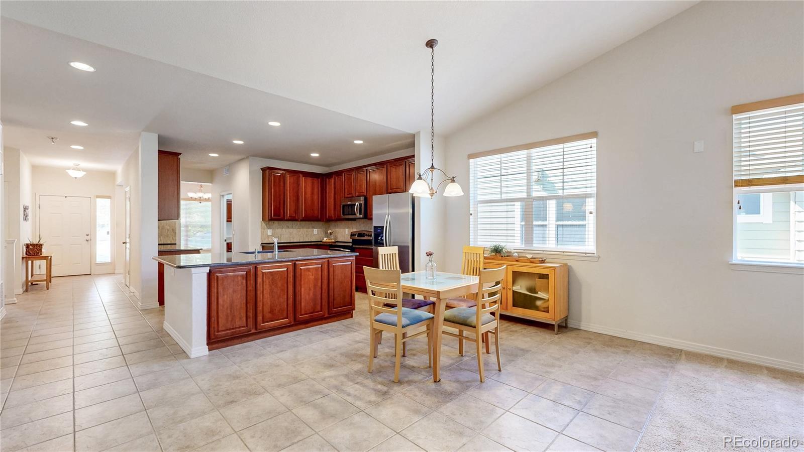 14230 Lakeview Lane
