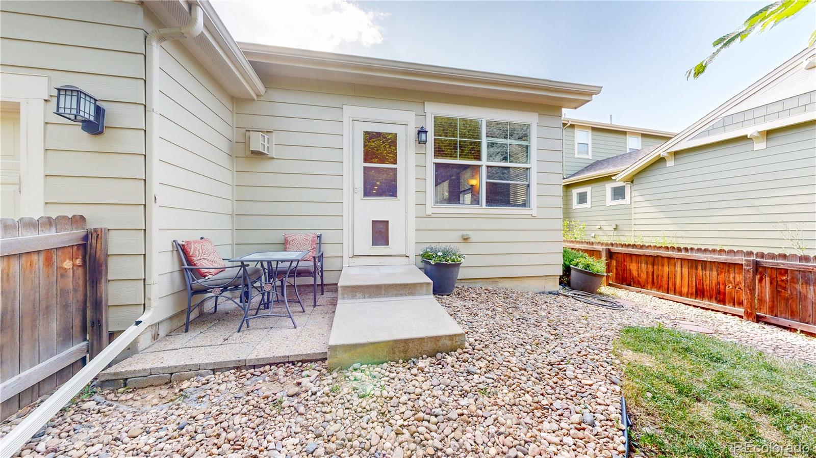 14230 Lakeview Lane