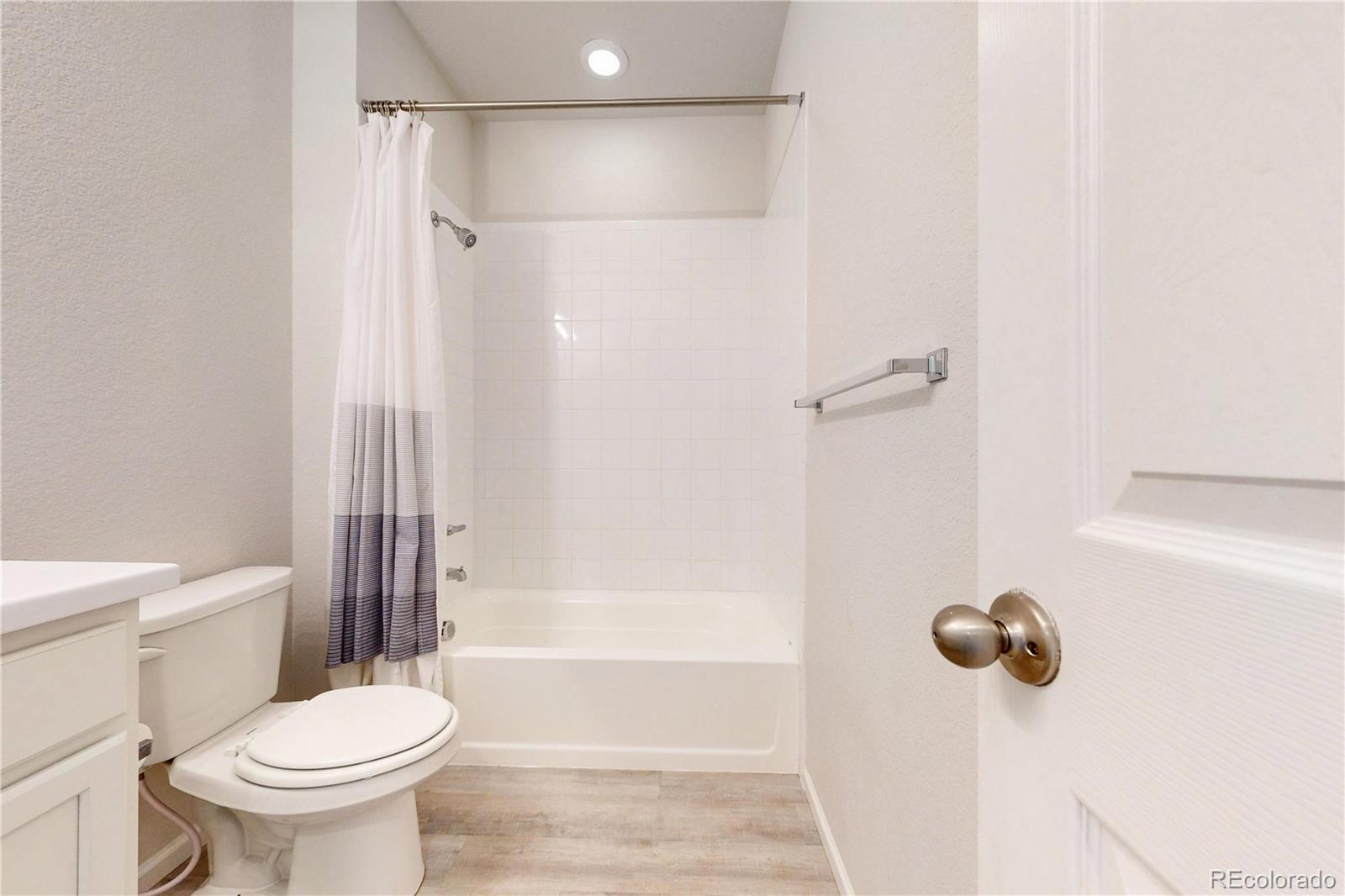 6190 Bauer Court