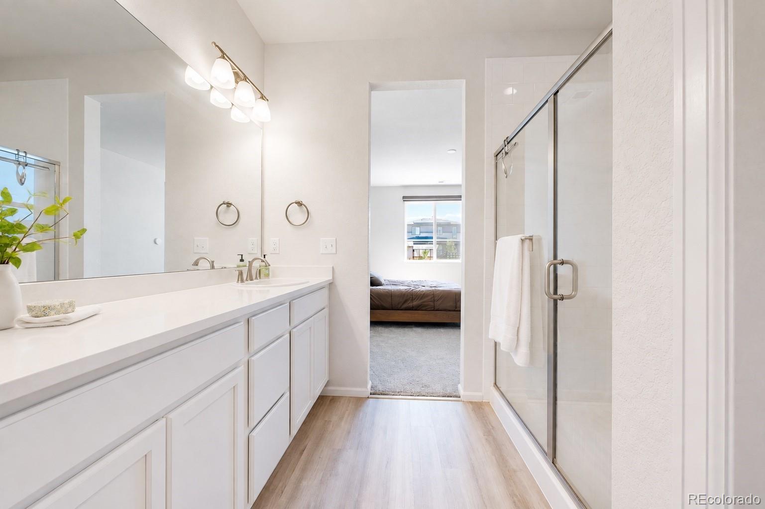 6190 Bauer Court