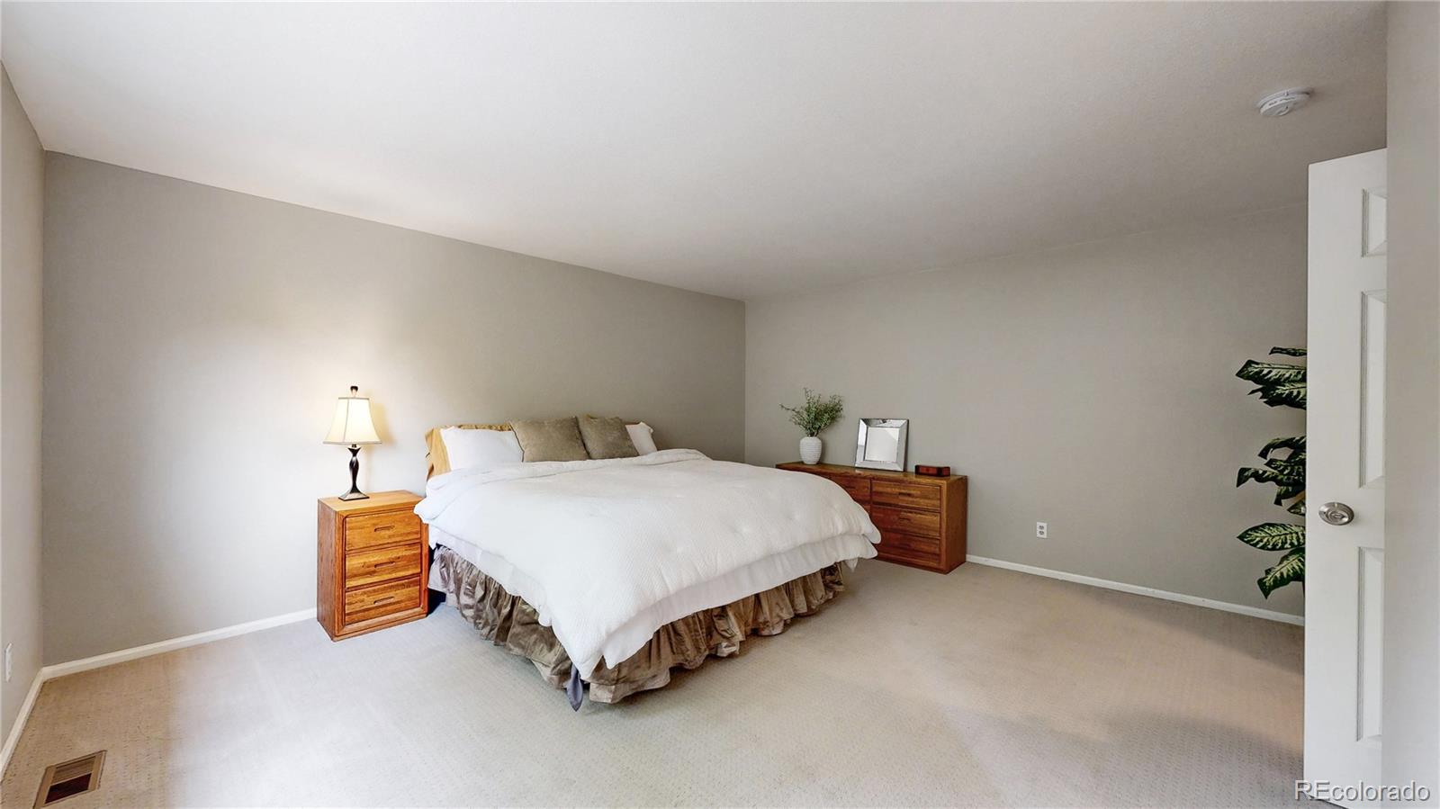 712 Pendleton Avenue