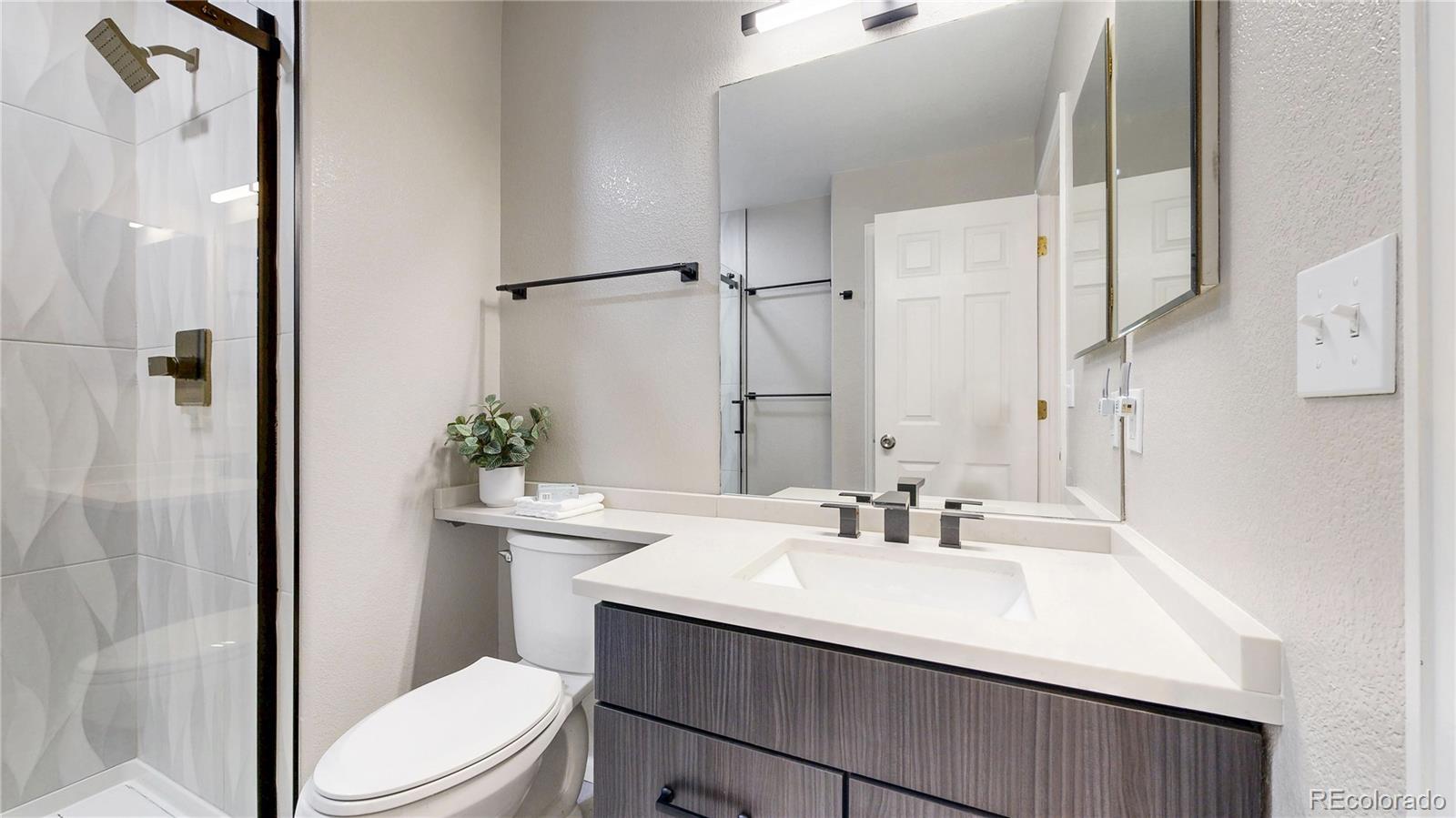 712 Pendleton Avenue