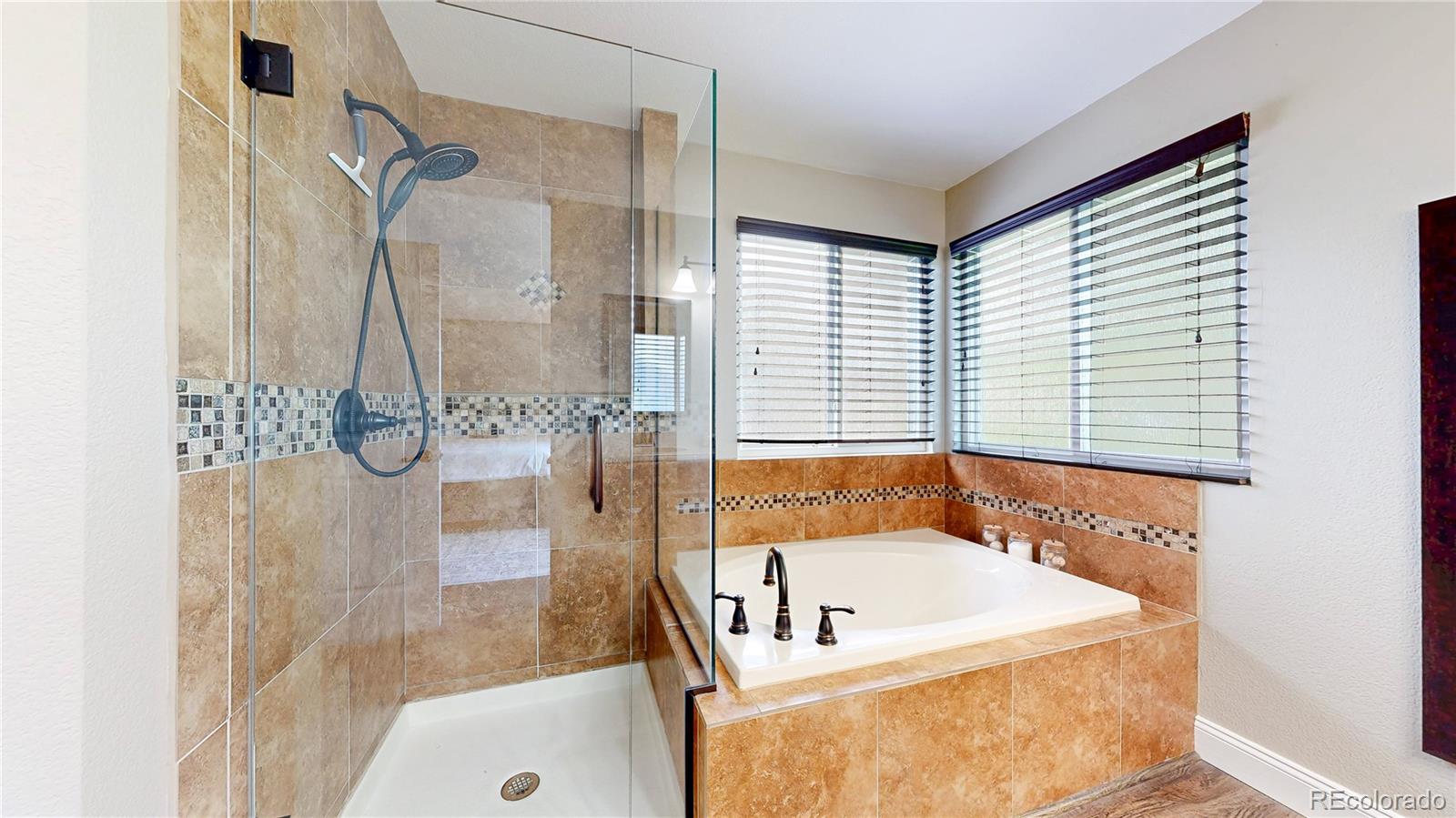 5821 W 114th Place