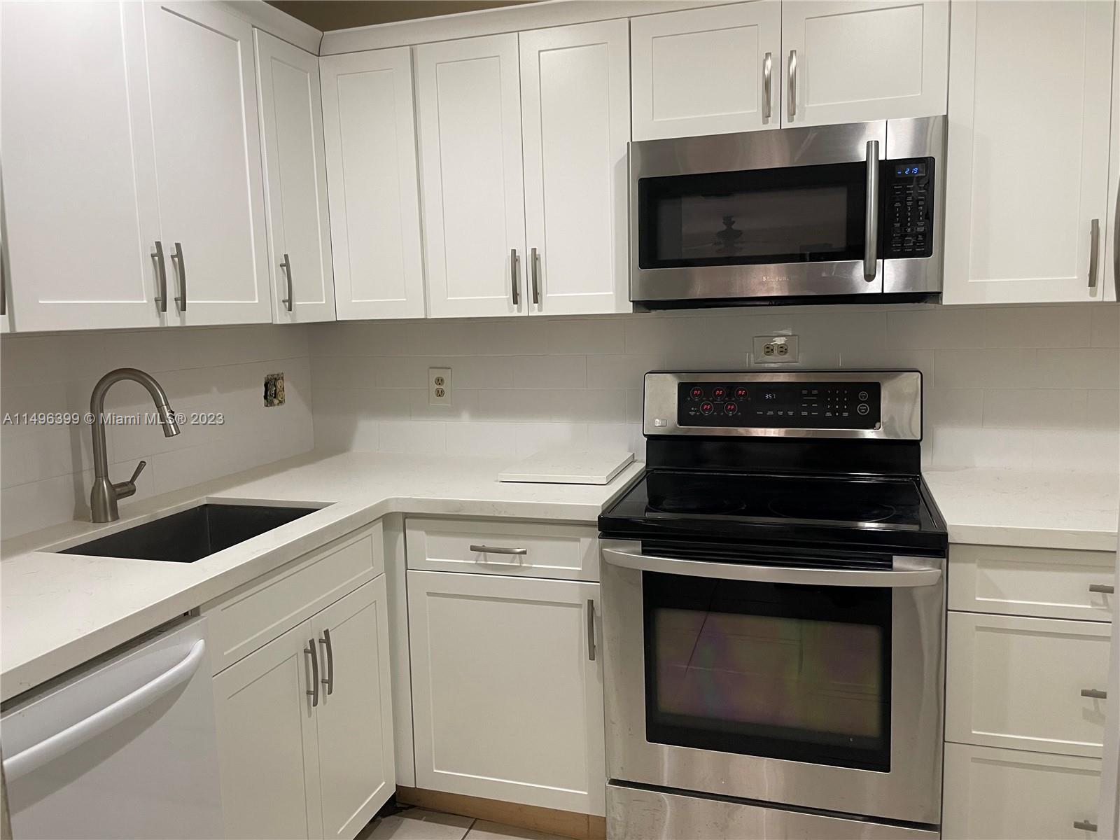 11080 Royal Palm Blvd # 7 Unit: 8-7