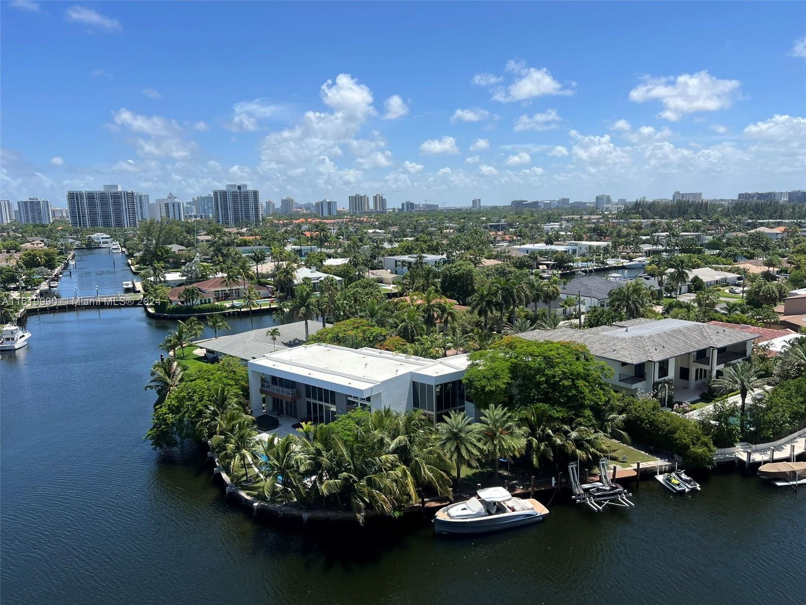 401 Golden Isles Dr # 1106