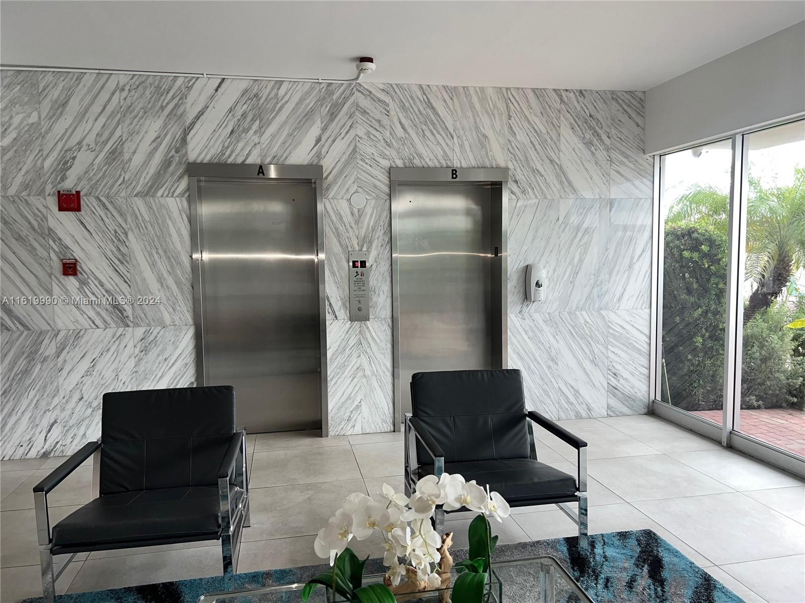 401 Golden Isles Dr # 1106